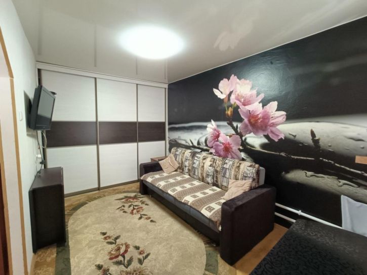 3-комн квартира Колымская ул, 22