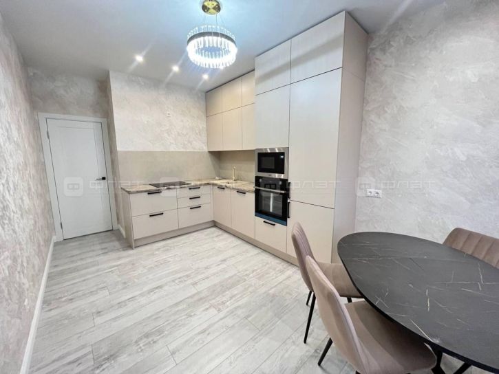 1-комн квартира ул. Адоратского, дом 1Б