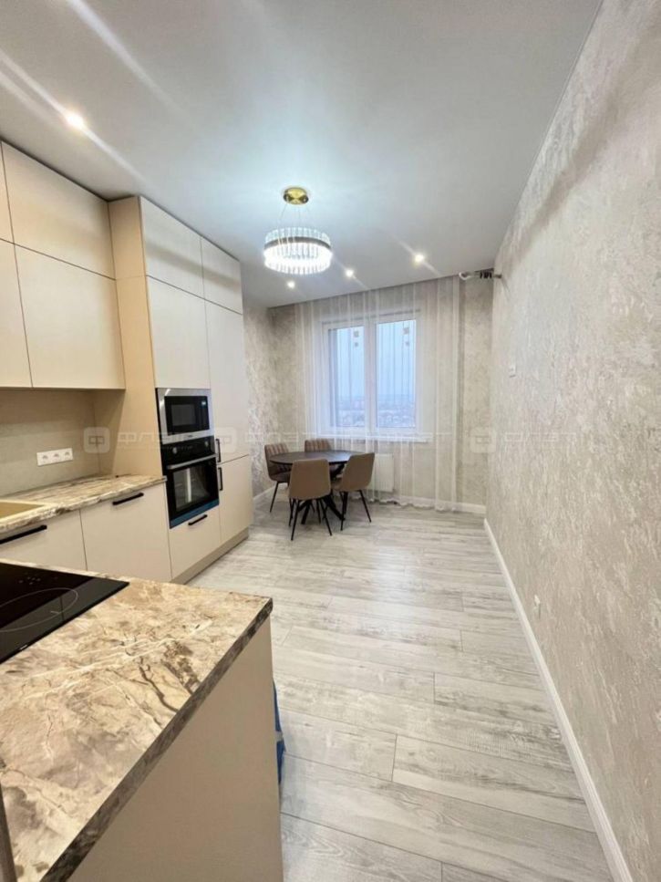 1-комн квартира ул. Адоратского, дом 1Б