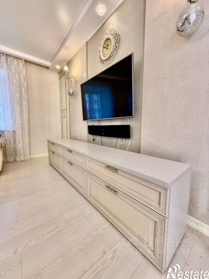 3-комн квартира ул Адоратского, 3в,  д. 3в