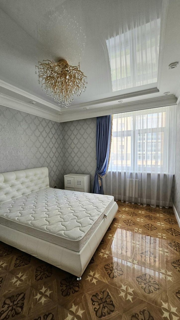 4-комн квартира Мусина  улица, д. 1