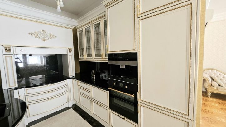 4-комн квартира Мусина  улица, д. 1