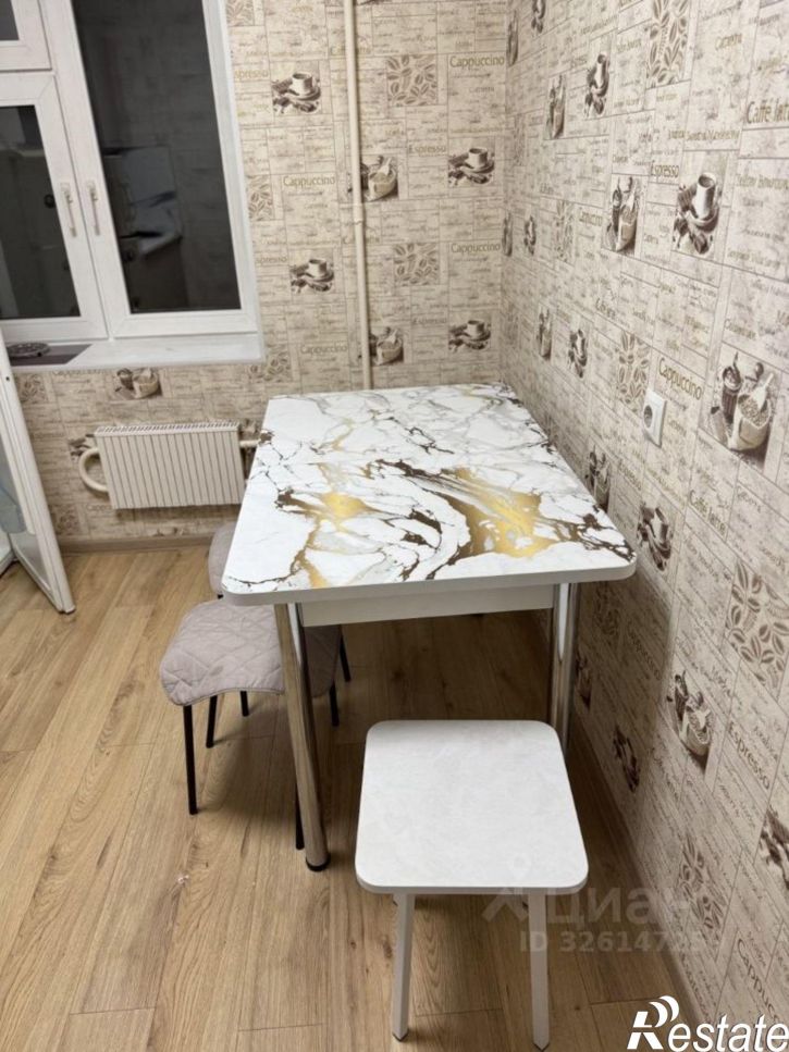 3-комн квартира ул Космонавтов, 44,  д. 44