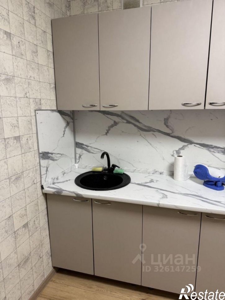 3-комн квартира ул Космонавтов, 44,  д. 44