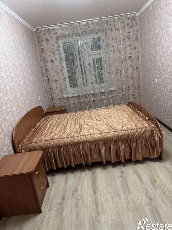 3-комн квартира ул Космонавтов, 44,  д. 44