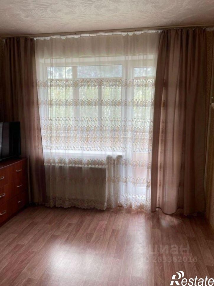 1-комн квартира ул Адоратского, 10,  д. 10