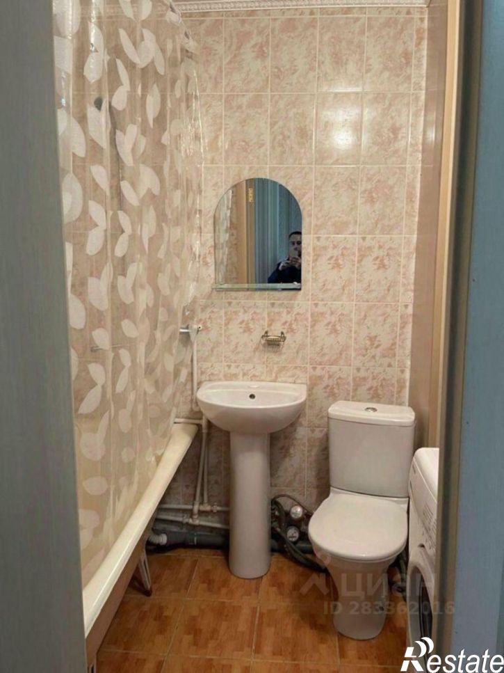 1-комн квартира ул Адоратского, 10,  д. 10