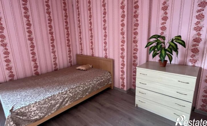 4-комн квартира ул Академика Глушко, 8,  д. 8