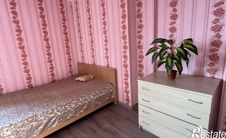 4-комн квартира ул Академика Глушко, 8,  д. 8