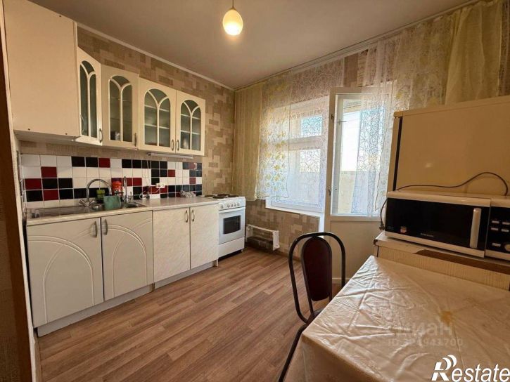 1-комн квартира проспект Победы, 182,  д. 182