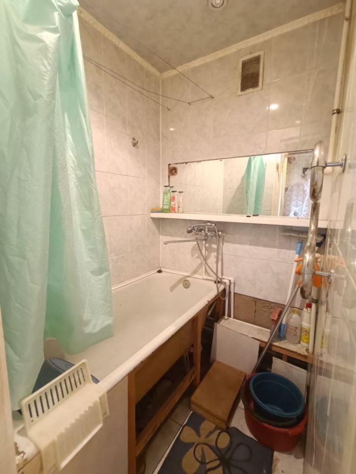 2-комн квартира Лейтенанта Красикова ул, 12