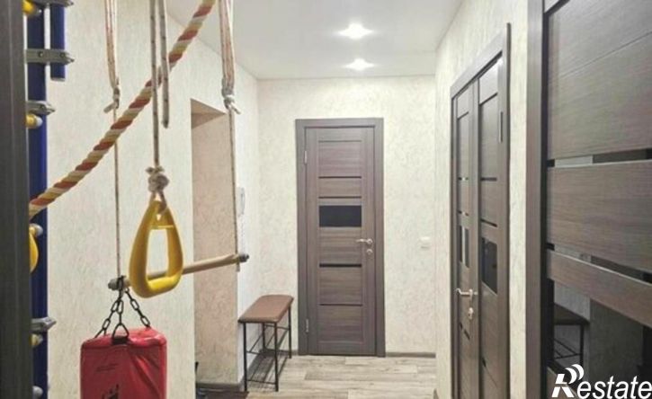 2-комн квартира Революционная улица, 43,  д. 43