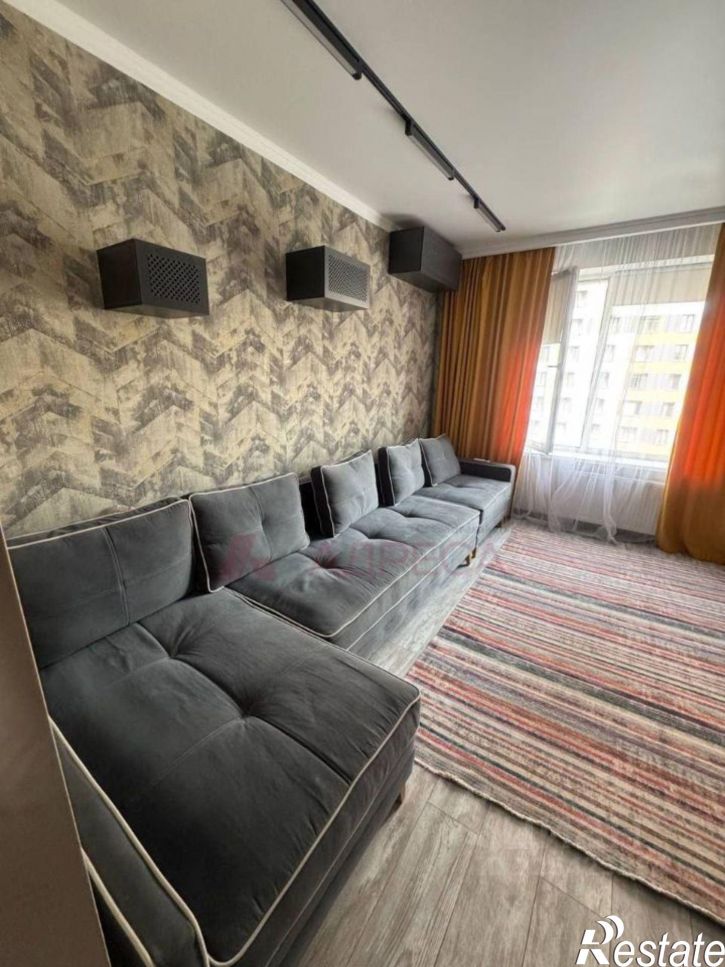 3-комн квартира ул Фикрята Табеева, 3,  д. 3