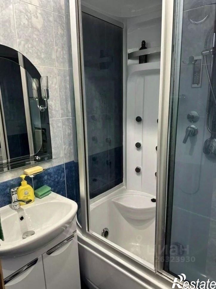 2-комн квартира ул Декабристов, 85,  д. 85