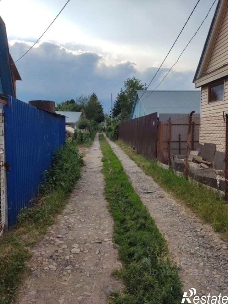 Земельный участок