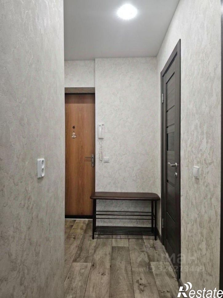 2-комн квартира Революционная улица, 43,  д. 43