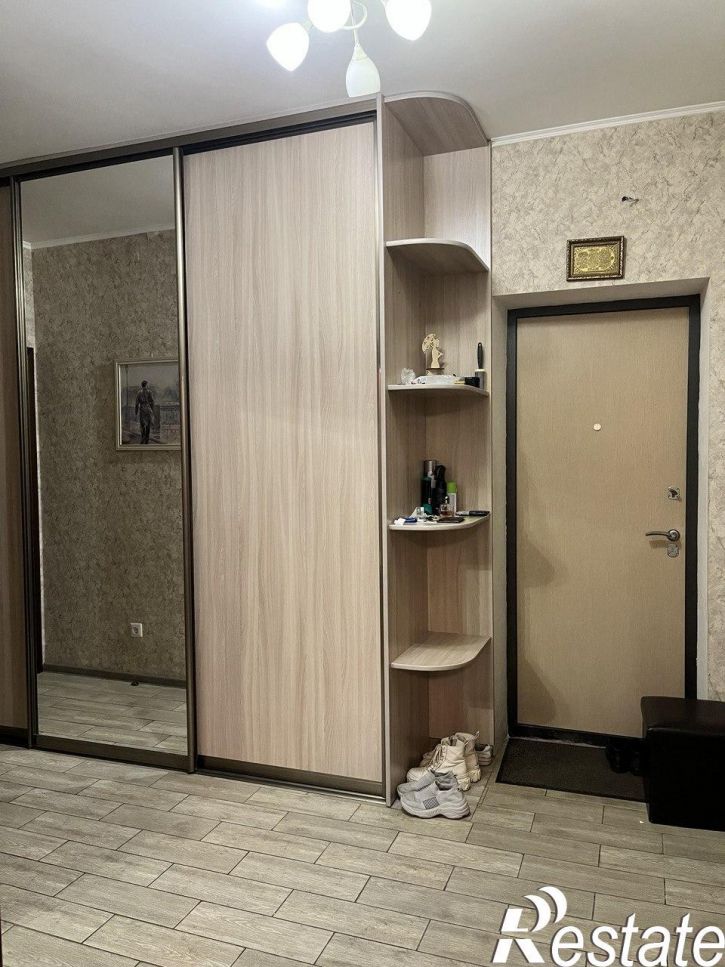 2-комн квартира Мавлютова, 42