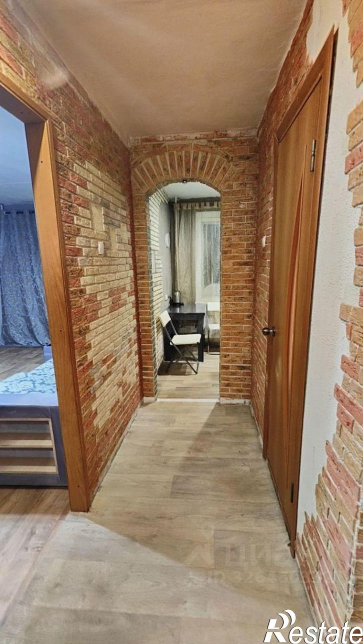 1-комн квартира улица Юлиуса Фучика, 105,  д. 105