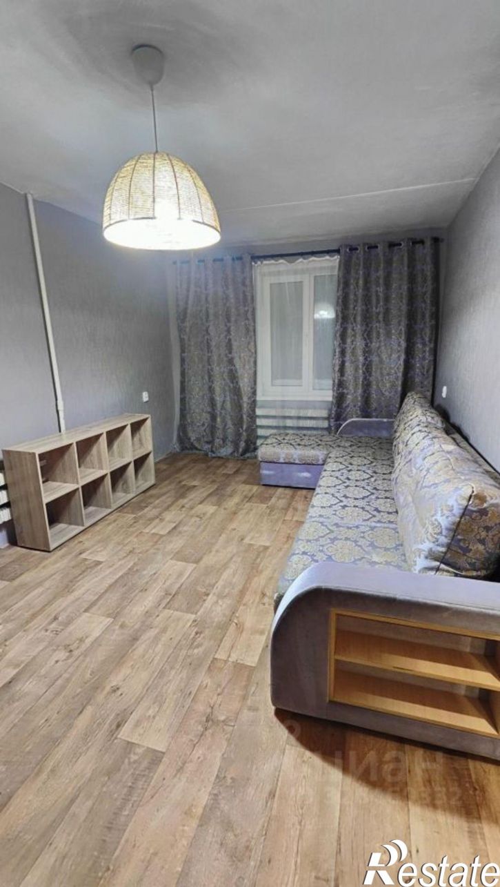 1-комн квартира улица Юлиуса Фучика, 105,  д. 105