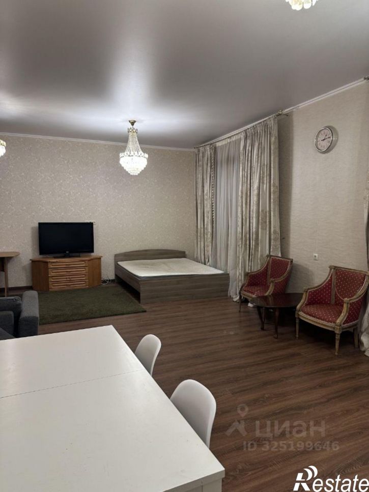 3-комн квартира ул Павлюхина, 110В,  д. 110В