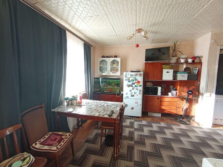 4-комн квартира Лейтенанта Красикова ул, 12