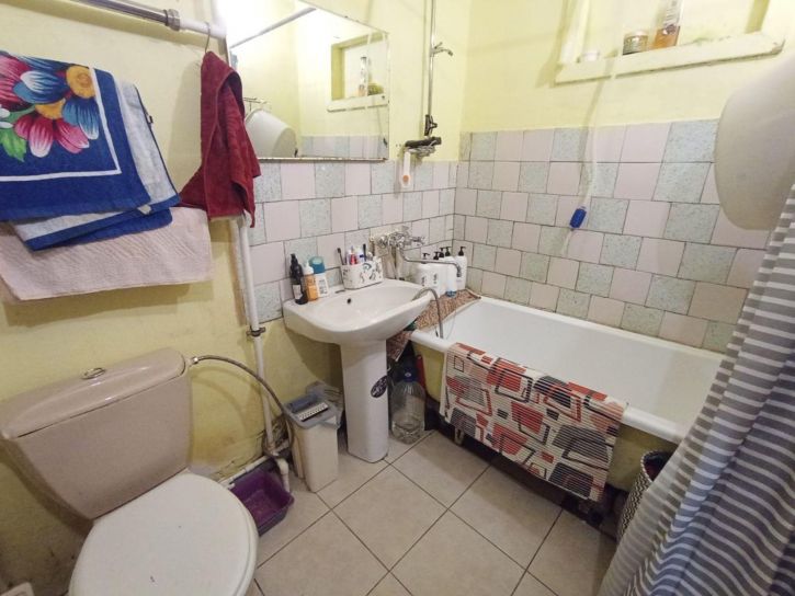 4-комн квартира Лейтенанта Красикова ул, 12