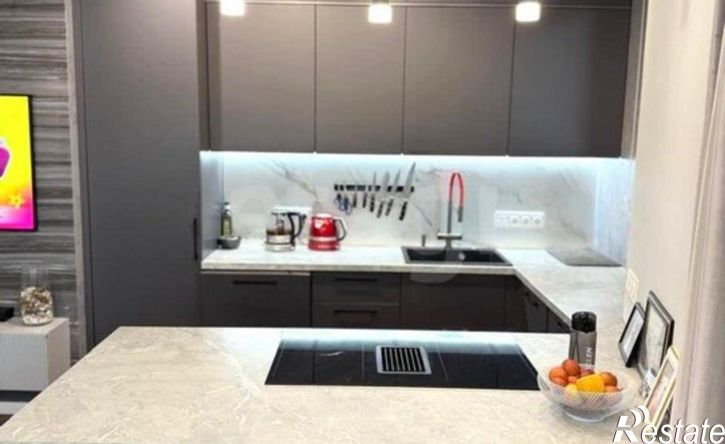 3-комн квартира Оренбургский тракт, 8Д,  д. 8Д