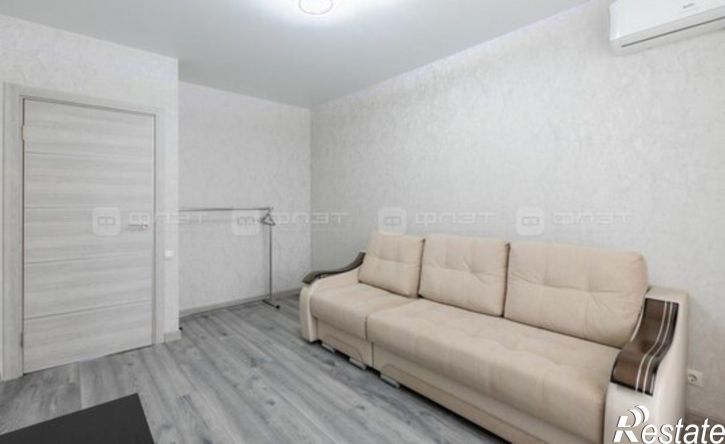 2-комн квартира улица Фикрята Табеева, 3,  д. 3
