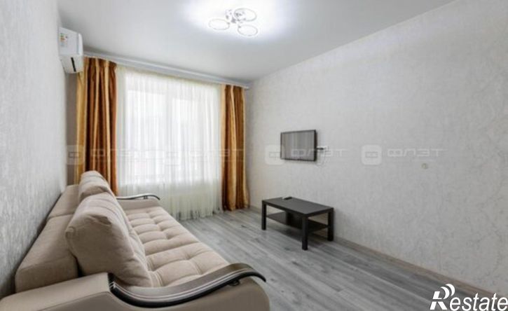 2-комн квартира улица Фикрята Табеева, 3,  д. 3