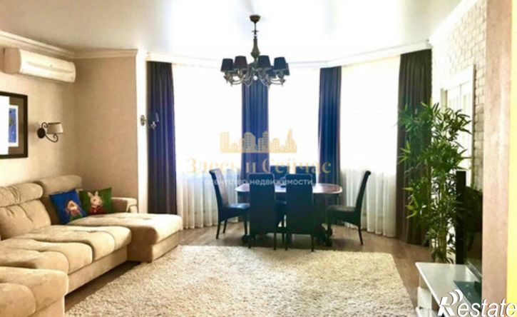 3-комн квартира улица Столярова, 15А,  д. 15А