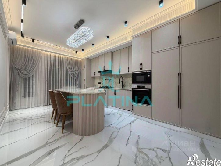 3-комн квартира ул Касаткина, 25,  д. 25