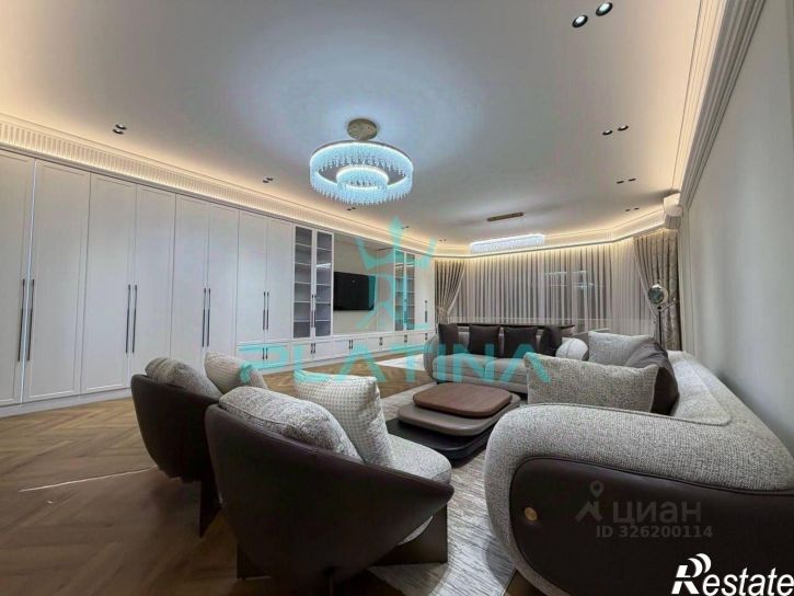 3-комн квартира ул Касаткина, 25,  д. 25