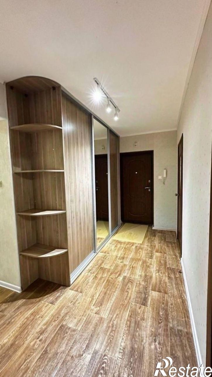 2-комн квартира ул Академика Завойского, 21,  д. 21