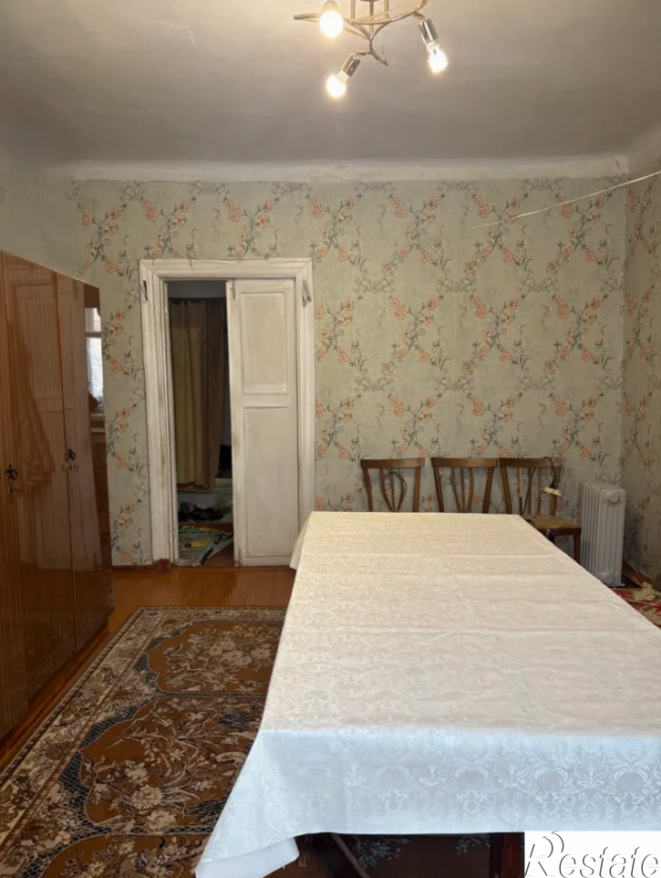 1-комн квартира Короленко ул, 101