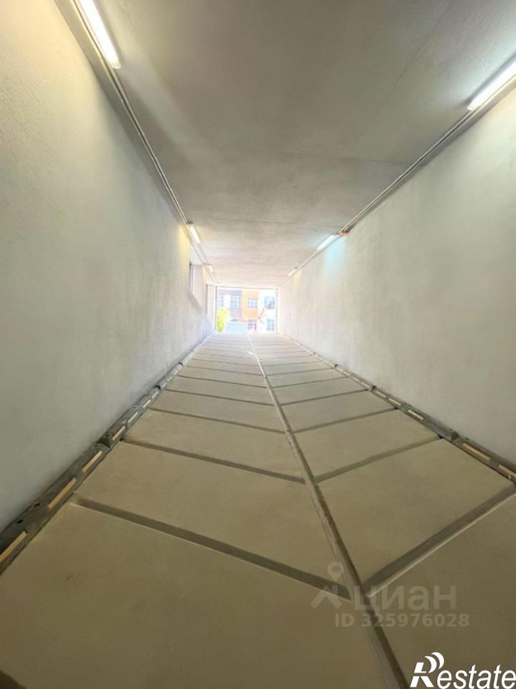 Гараж/парковка улица Галиаскара Камала, 39,  д. 39