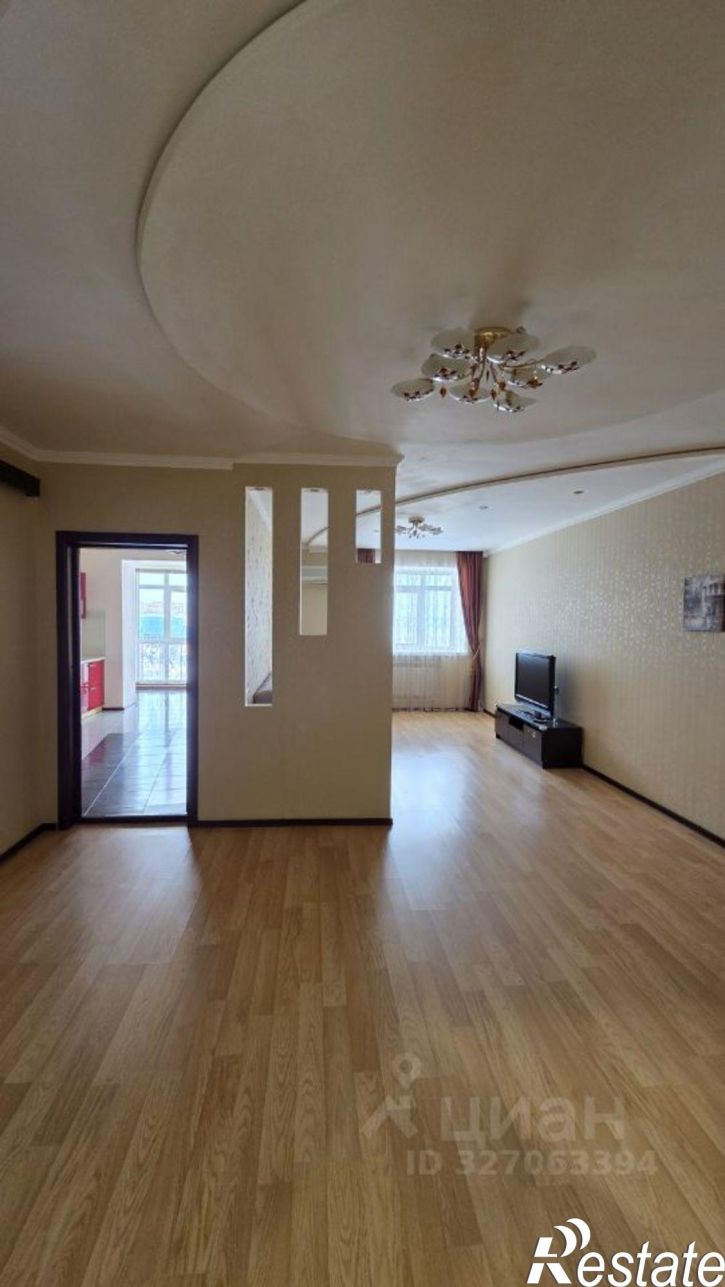3-комн квартира ул Габдуллы Кариева, 5,  д. 5