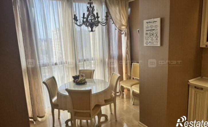 3-комн квартира пр-кт Альберта Камалеева, 14,  д. 14