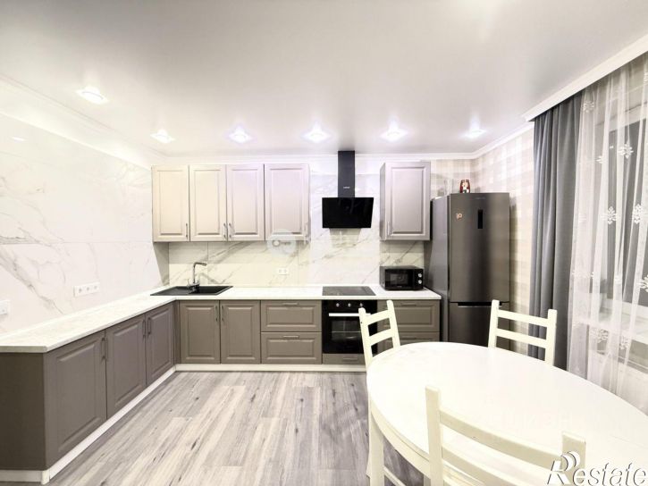 2-комн квартира ул Рауиса Гареева, 111 2,  д. 111 2,  к. 2