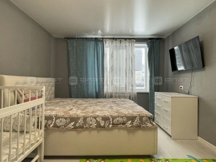 2-комн квартира ул. Рихарда Зорге, дом 67