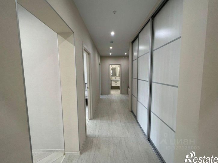 3-комн квартира улица Алексея Козина, 3Б,  д. 3Б