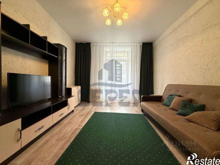 3-комн квартира улица Декабристов, 152,  д. 152