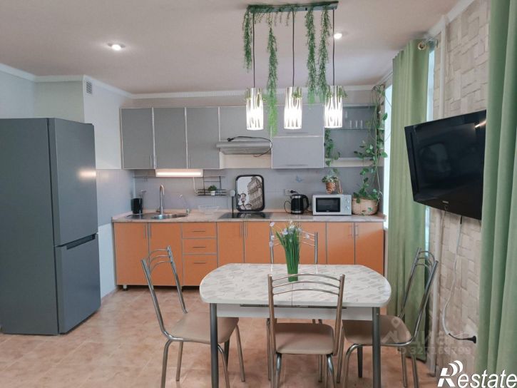 2-комн квартира улица Сафиуллина, 56,  д. 56