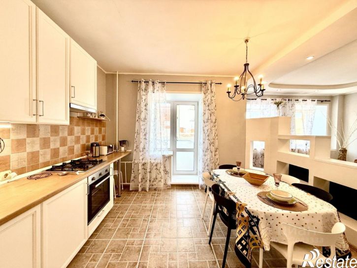 4-комн квартира ул Четаева, 28,  д. 28