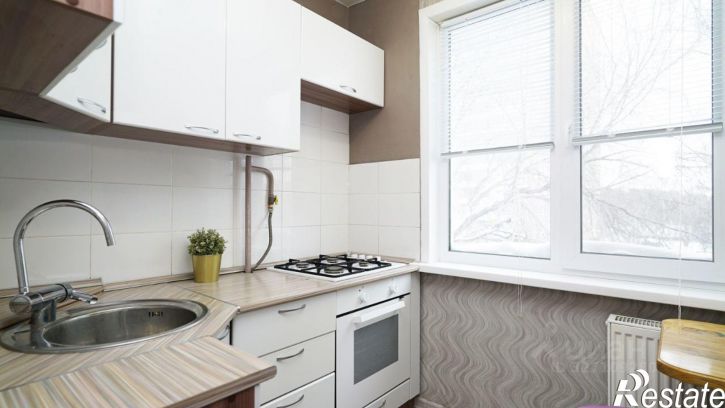 3-комн квартира ул Декабристов, 105,  д. 105