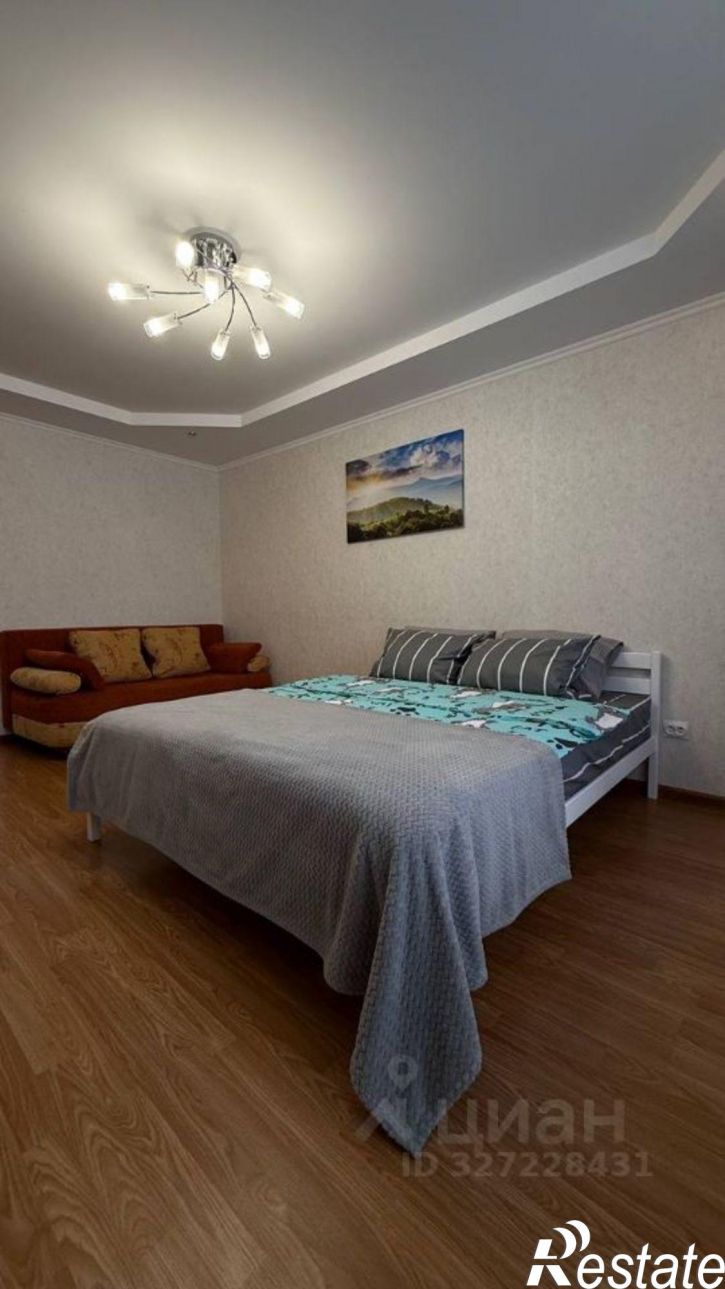 2-комн квартира улица Сафиуллина, 50,  д. 50