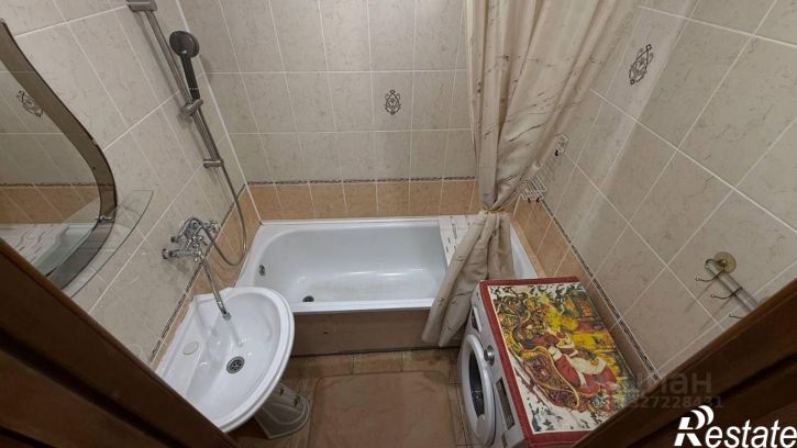 2-комн квартира улица Сафиуллина, 50,  д. 50