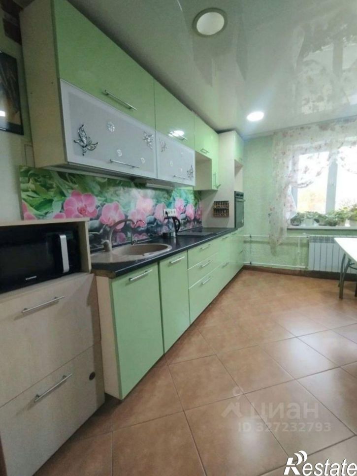 3-комн квартира улица Академика Лаврентьева, 12,  д. 12