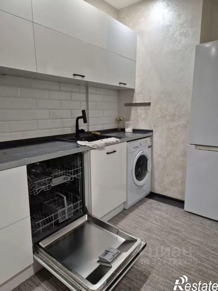 1-комн квартира улица Александра Курынова, 4 к2,  д. 4 к2