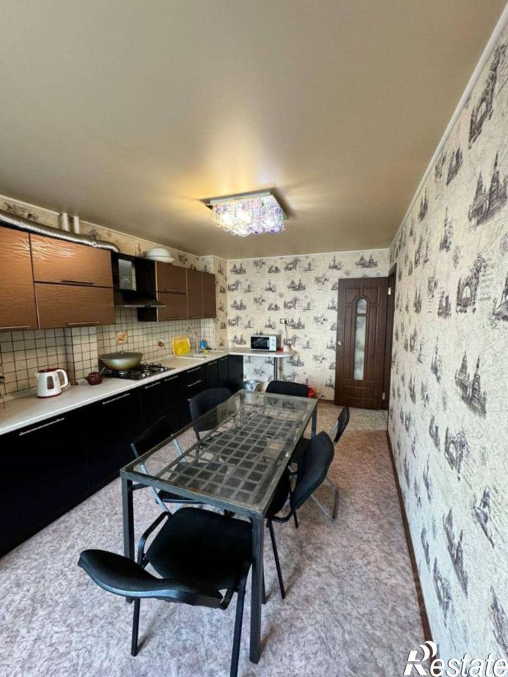 3-комн квартира улица Академика Завойского, 17А,  д. 17А