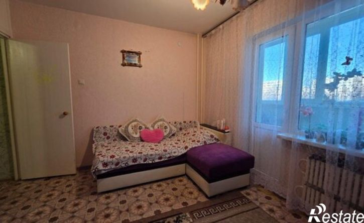 1-комн квартира проспект Победы, 100,  д. 100